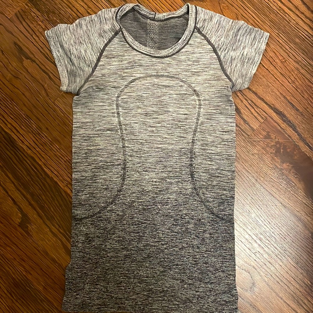 lululemon swiftly tech top